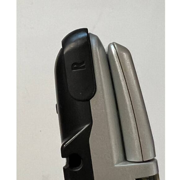 Nintendo DS NTR-001 Silver Handheld Console w Manuals Tested Works Chipped Hinge - Picture 8 of 16